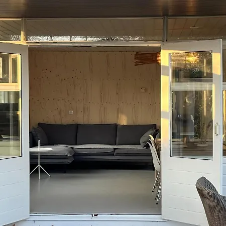 Gezellige Op Steenworp Afstand Het بيت للعطل