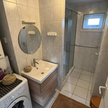 Gezellige Op Steenworp Afstand Het بيت للعطل آودورب