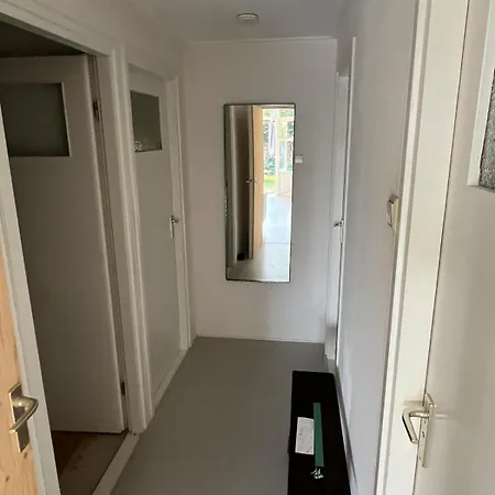 Gezellige Op Steenworp Afstand Het * Ouddorp