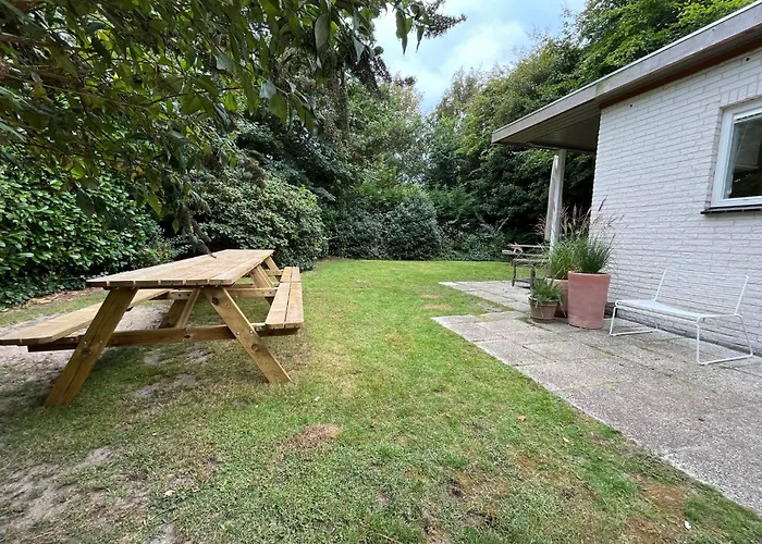 Gezellige Op Steenworp Afstand Het * Ouddorp