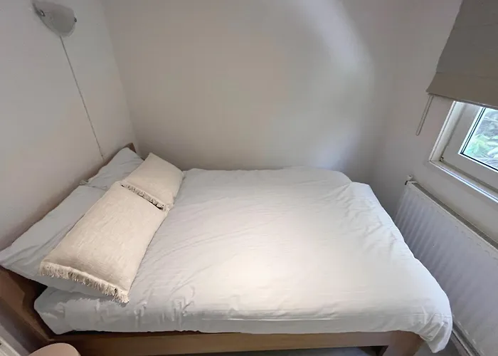 Gezellige Op Steenworp Afstand Het * Ouddorp