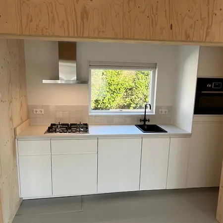 Gezellige Op Steenworp Afstand Het