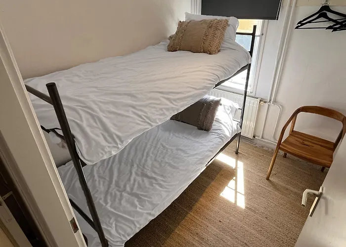 Gezellige Op Steenworp Afstand Het